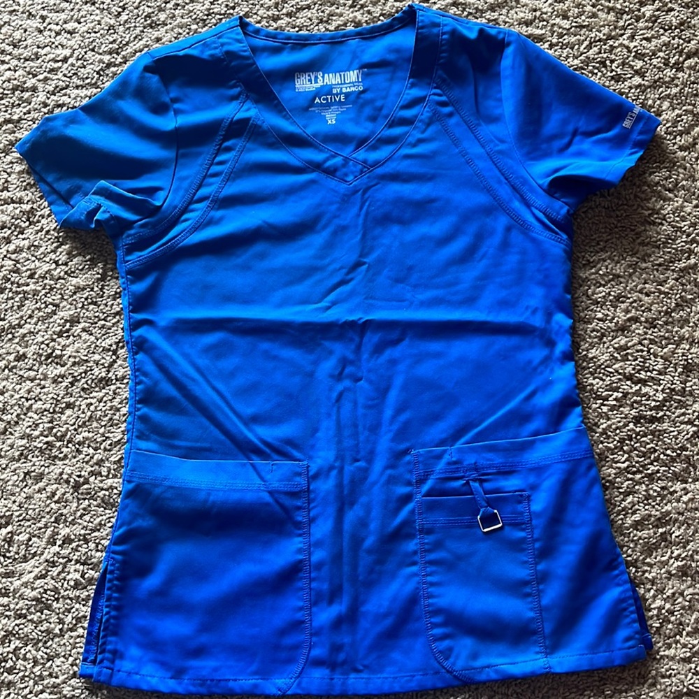 Grey’s Anatomy ACTIVE blue scrub top